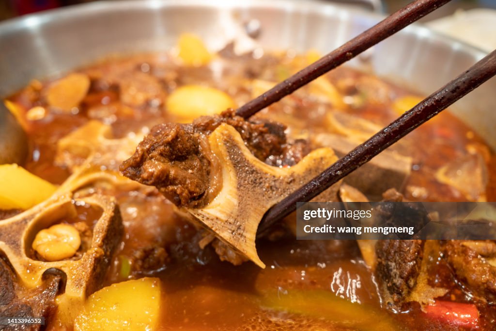Beef bone chafing dish