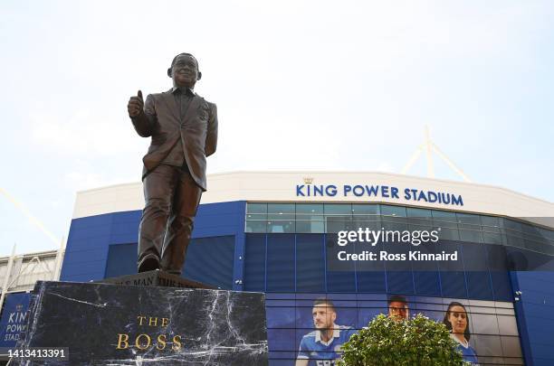 General view of the statue of former Leicester City owner Vichai Srivaddhanaprabha outside the stadium prior to the Premier League match between...