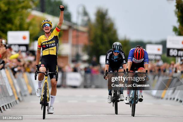 Marianne Vos of Netherlands and Jumbo Visma Team celebrates winning ahead of Audrey Cordon-Ragot of France and Team Trek - Segafredo and Pfeiffer...