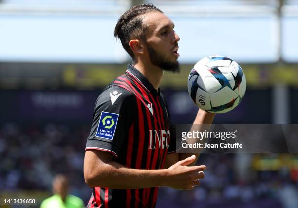Amine Gouiri of Nice during the Ligue 1 match between Toulouse FC and OGC Nice at the Stadium on August 7, 2022 in Toulouse, France.