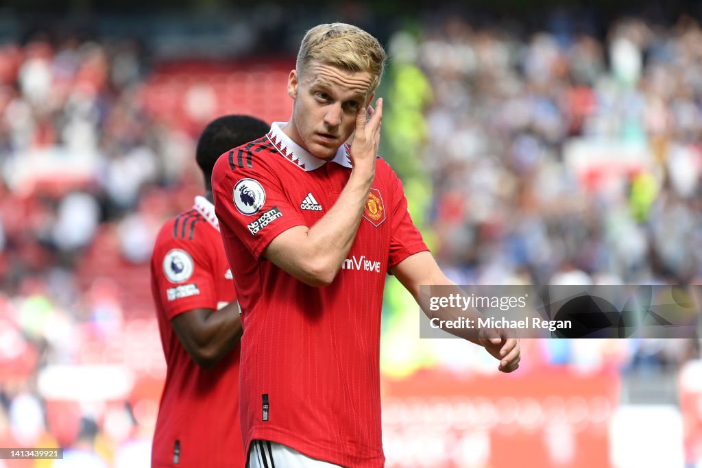 Manchester United v Brighton & Hove Albion - Premier League