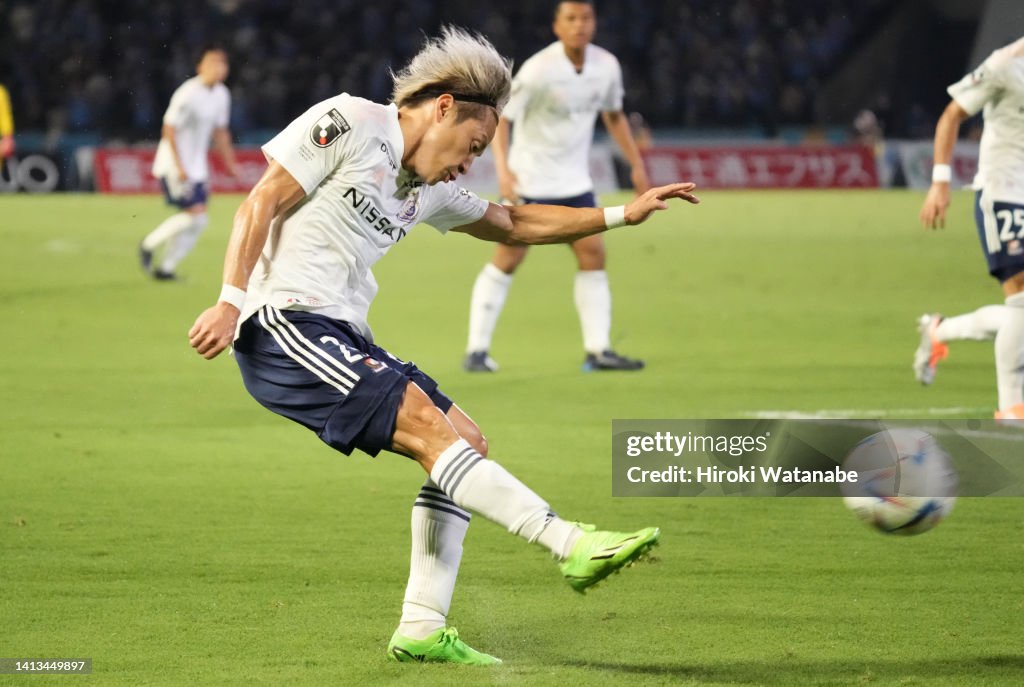 Kawasaki Frontale v Yokohama F・Marinos - J.LEAGUE Meiji Yasuda J1