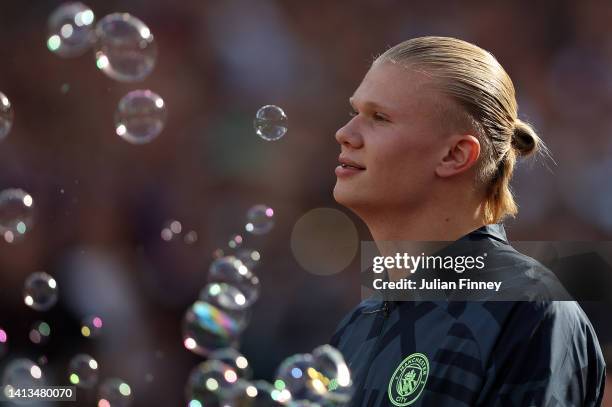 Erling Haaland of Manchester City enters the pitch before the Premier League match between West Ham United and Manchester City at London Stadium on...