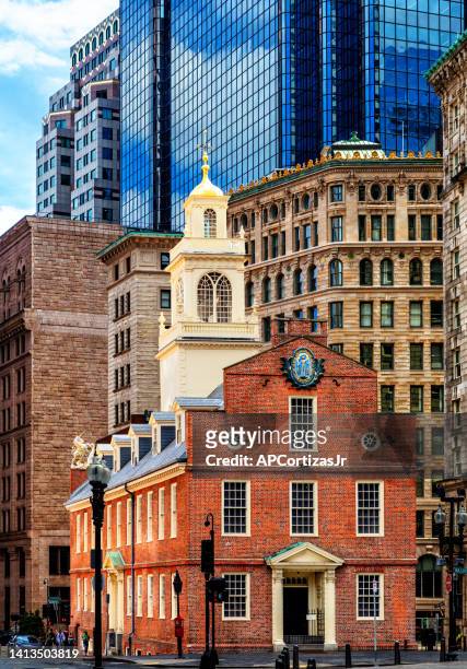 old state house building - boston massachusetts - freedom trail stock pictures, royalty-free photos & images