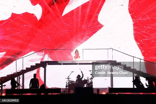 Shania Twain performs during day 4 of the 2022 Boots And Hearts Music Festival at Burl's Creek Event Grounds on August 07, 2022 in Oro Station,...