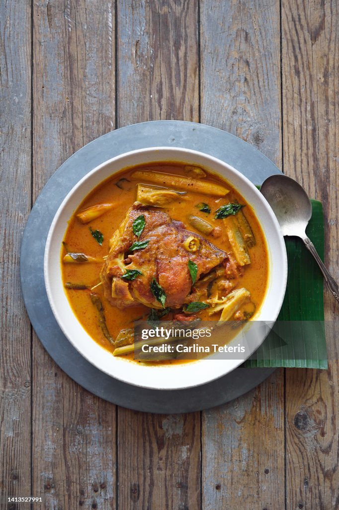 Singapore fish head curry