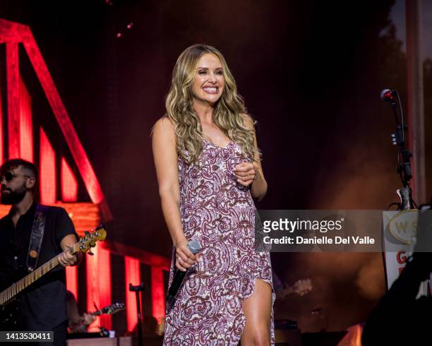Carly Pearce performs onstage for the 2022 Big Machine Music City Grand Prix on August 07, 2022 in Nashville, Tennessee.