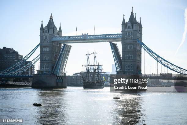 The Götheborg of Sweden sailing ship passes under Tower Bridge on August 08, 2022 in London, England. The vessel, which is a replica of a ship that...