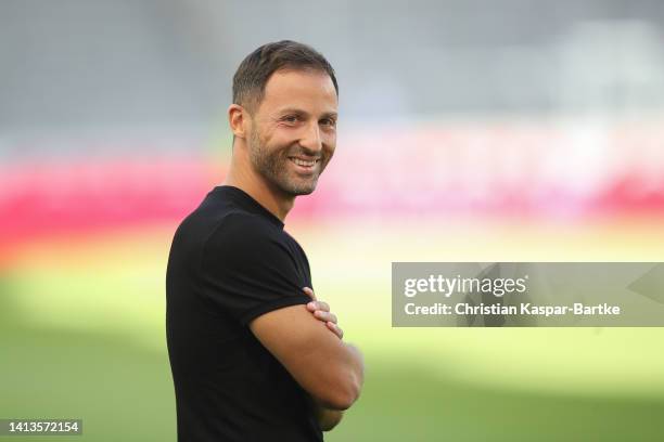 Domenico Tedesco, Head coach of RB Leipzig reacts prior to the Bundesliga match between VfB Stuttgart and RB Leipzig at Mercedes-Benz Arena on August...