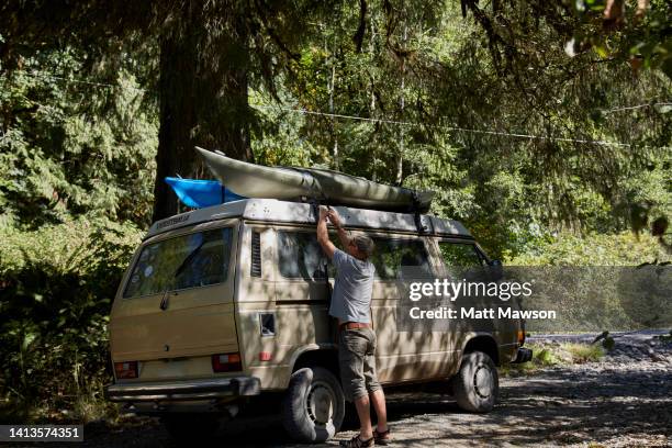 a senior man and his camper van vancouver island bc canada - carmanah walbran provincial park fotografías e imágenes de stock