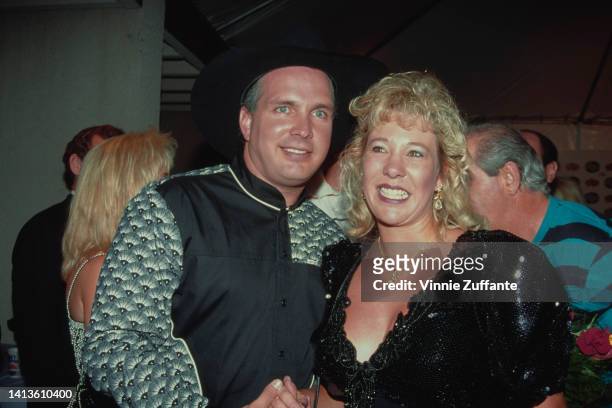 Garth Brooks and wife Sandy Mahl in the press room of the 27th Annual Academy of Country Music Awards, held at Universal Studios in Los Angeles,...