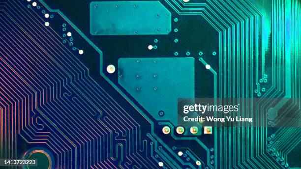 futuristic digital circuit with copy space in the middle - elektronisches bauteil stock-fotos und bilder