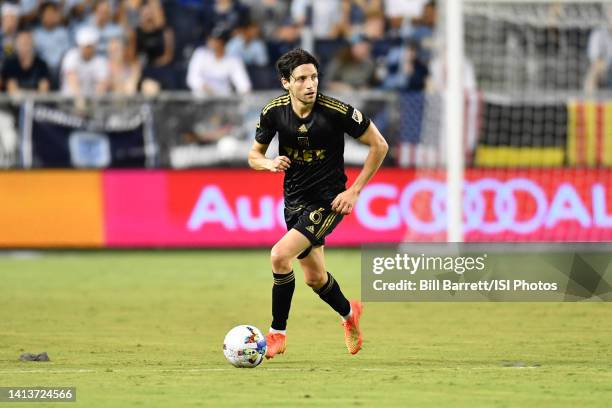 Ilie Sanchez of LAFC with the ball during a game between Los Angeles FC and Sporting Kansas CityKansas at Children's Mercy Park on July 23, 2022 in...