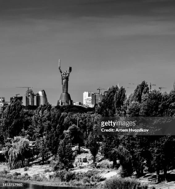 motherland mother monument - cityscape view of kyiv city. - kyiv skyline stock pictures, royalty-free photos & images