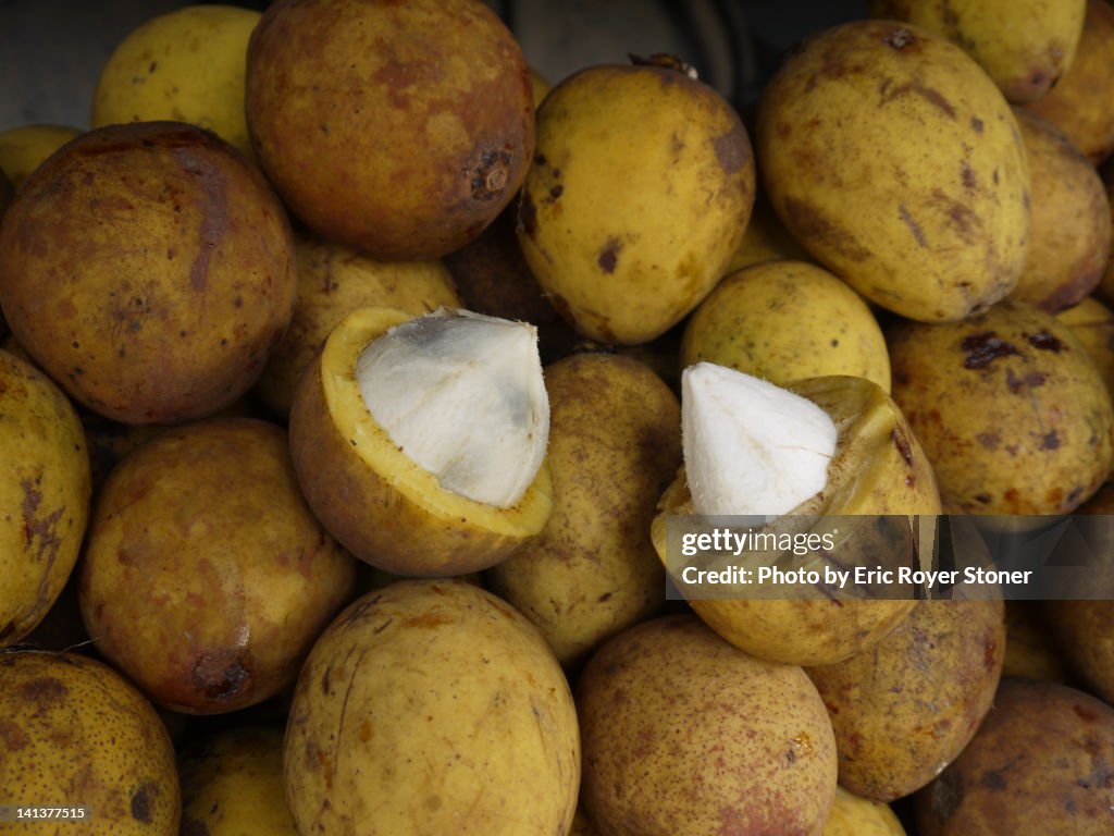 Bakuri fruit