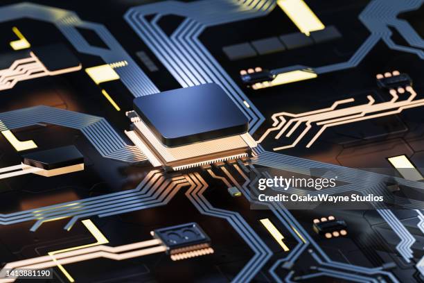 electronic components on printed circuit board - cpu - fotografias e filmes do acervo