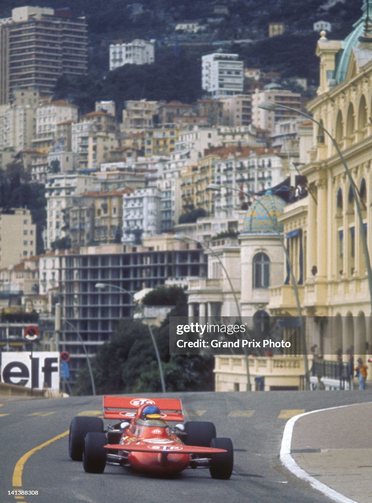 Ronnie Peterson of Sweden drives the STP March Racing Team March 711 ...