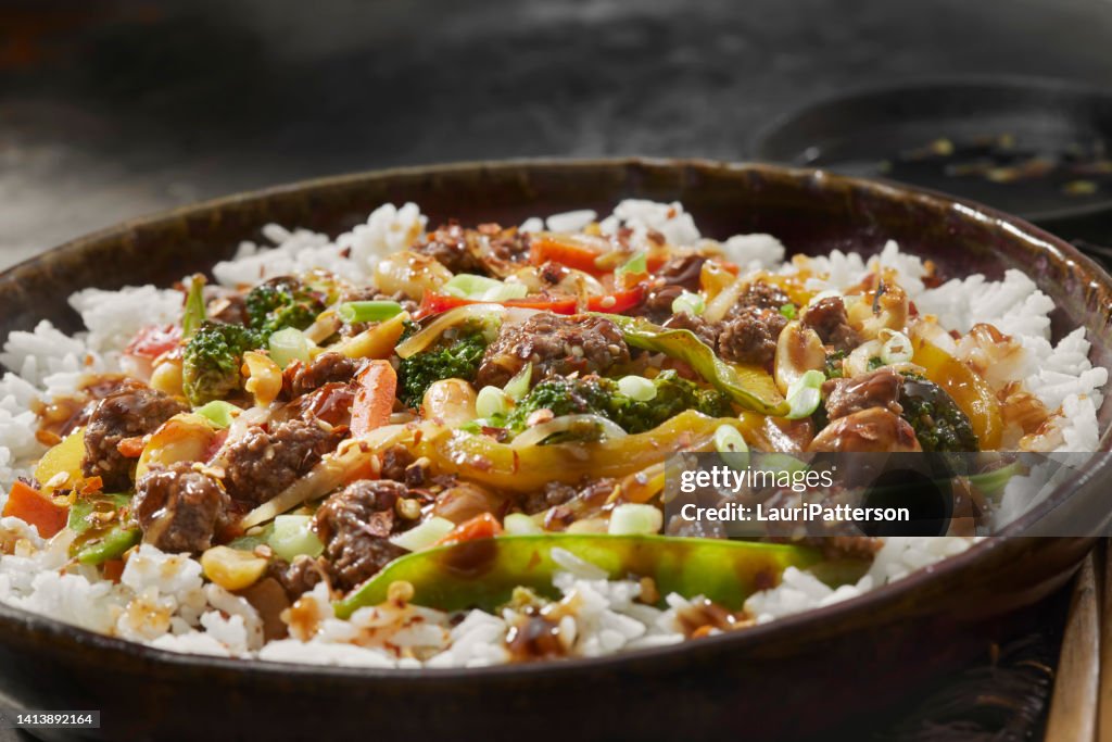 Ground Beef and Vegetable Stir Fry with White Rice