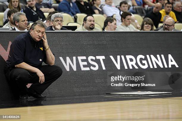 Head coach Bob Huggins of the West Virginia Mountaineers reacts against the Gonzaga Bulldogs during the second round of the 2012 NCAA Men's...