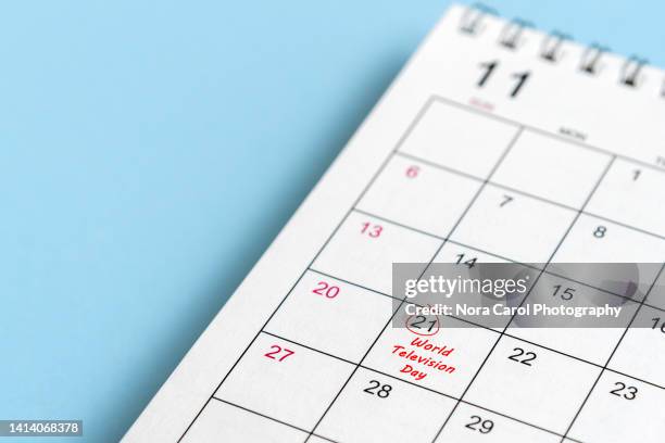 world television day reminder marked on calendar date - world social media day stock pictures, royalty-free photos & images