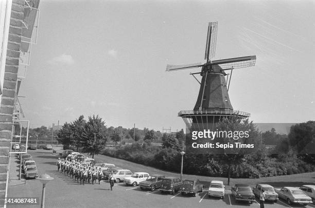 Mill De Blom or Bloem in Amsterdam-West at Haarlemmerweg 465, 19 July 1971, mills, The Netherlands, 20th century press agency photo, news to...