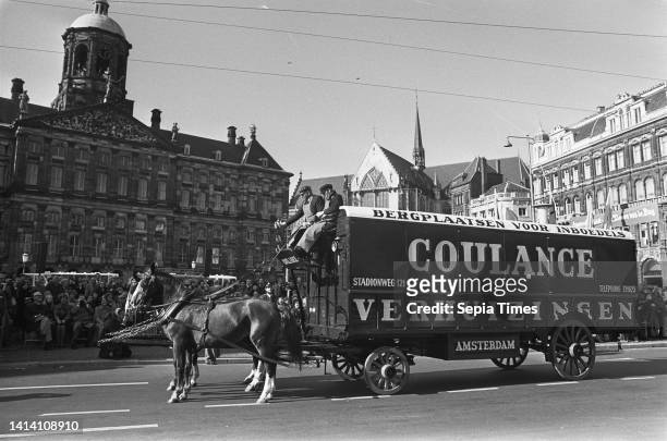 Contrasts in Transport organized by Stichting Paard en Koets in Amsterdam; garbage truck and three horses on Dam Square , October 12 The Netherlands,...
