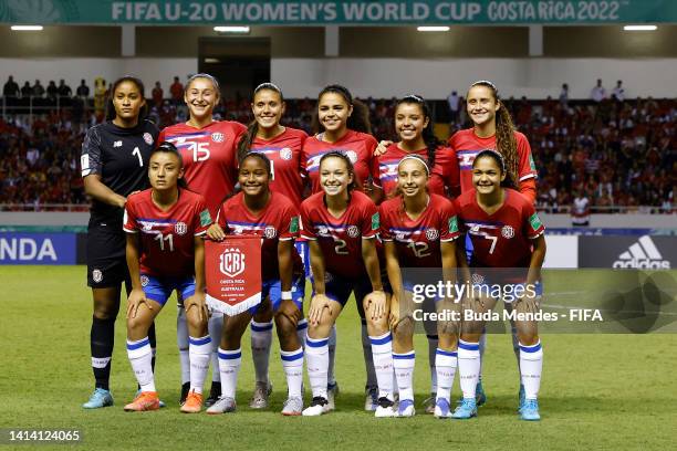 Players of Costa Ric pose prior to the FIFA U-20 Women's World Cup Costa Rica 2022 group A match between Costa Rica and Australia at Estadio Nacional...