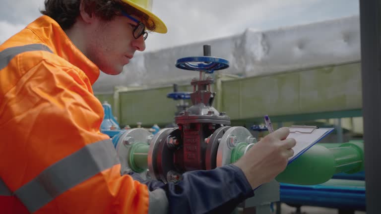Tab Lab 1,108 Portable Gas Detection Device Stock Videos, Footage, & 4K Video ...