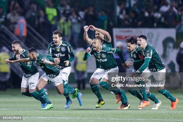 Players of Palmeiras celebrate after winning a Copa CONMEBOL Libertadores 2022 quarterfinal second leg match between Palmeiras and Atletico Mineiro...