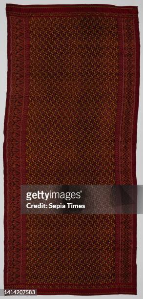Hip cloth, Hip cloth with millwheel figures., anonymous, Cambodja, 1900 - 1949, silk, length 190.5 cm × width 87.5 cm.