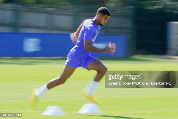 Mason Holgate during the Everton Training Session at Finch Farm on August 11 2022 in Halewood, England.