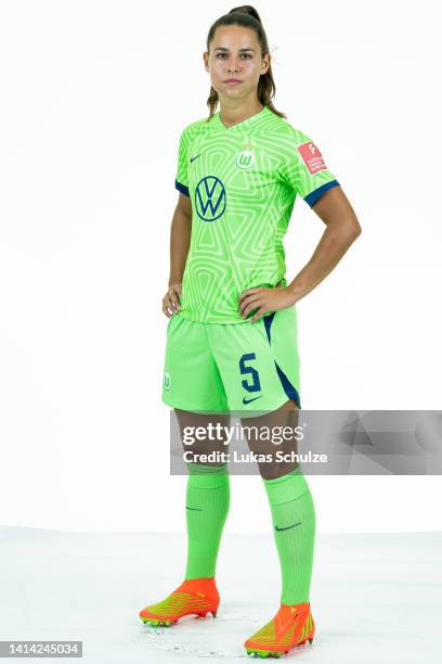 Lena Oberdorf of VfL Wolfsburg Women poses during the team presentation at AOK-Stadium on August 11, 2022 in Wolfsburg, Germany.