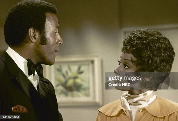 Magna Cum Lover" Episode 7 -- Aired -- Pictured: Fred Williamson as Steve Bruce, Diahann Carroll as Julia Baker -- Photo by: NBCU Photo Bank