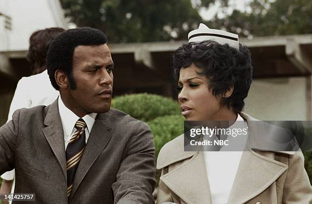 Magna Cum Lover" Episode 7 -- Aired -- Pictured: Fred Williamson as Steve Bruce, Diahann Carroll as Julia Baker -- Photo by: Gary Null/NBCU Photo Bank