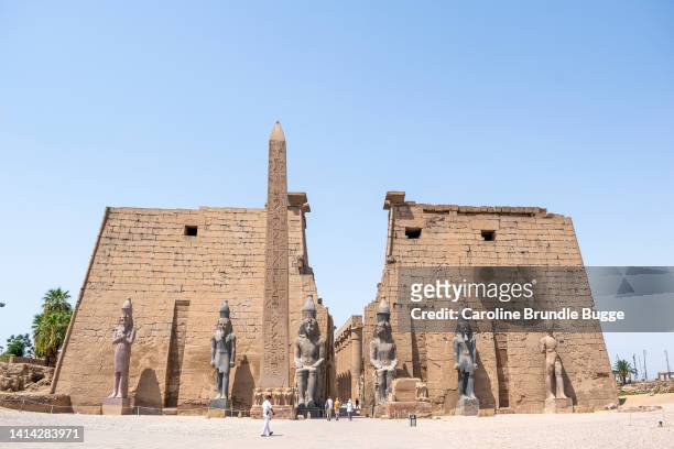 luxor temple, egypt - temple of luxor stock pictures, royalty-free photos & images