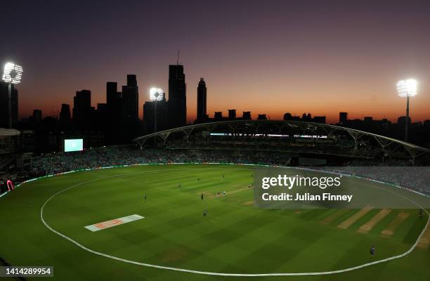 General view at sunset during The Hundred match between Oval Invincibles Women and Northern Superchargers Women at The Kia Oval on August 11, 2022 in...