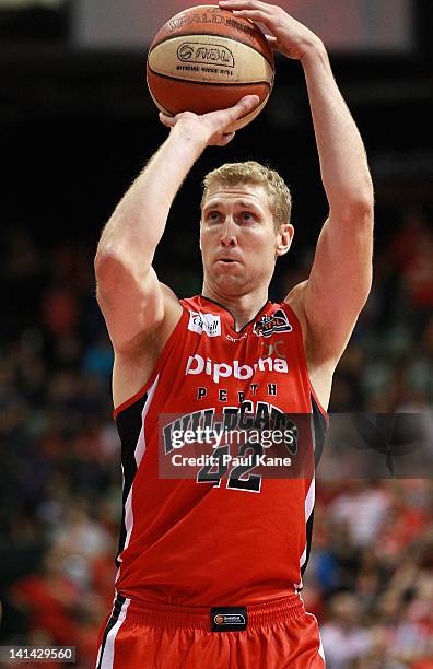 Shawn Redhage of the Wildcats shoots the ball during the round 24 NBL match between the Perth Wildcats and the Townsville Crocodiles at Challenge...