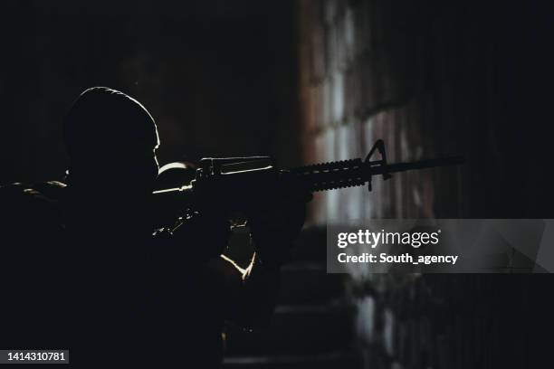 special forces soldier - counter terrorism stockfoto's en -beelden