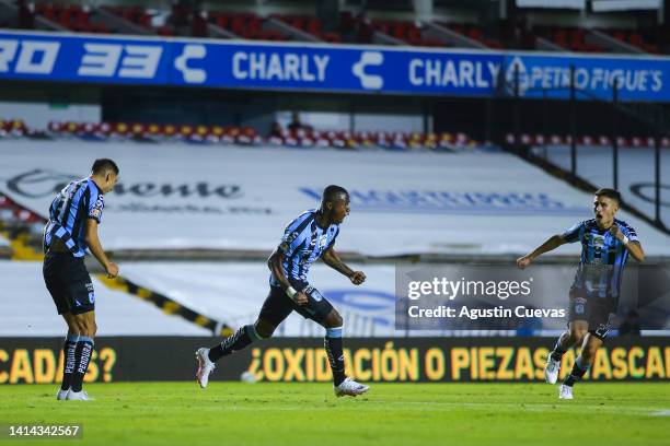 Angulo Goal 64 Enrique Angulo Stock Photos, High-Res Pictures, and Images - Getty ...