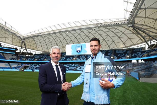 Jack Rodwell poses with Sydney FC head coach Steve Corica during a media opportunity after signing with Sydney FC, at Allianz Stadium on August 12,...