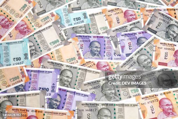 indian currency notes background - number 500 stock pictures, royalty-free photos & images