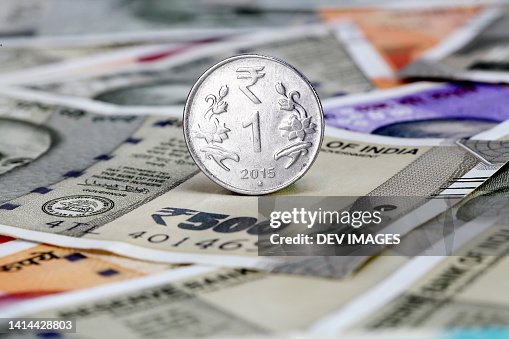 Rupees Pic Rupee Coin On Indian Currency Notes High-Res Stock Photo - Getty Images