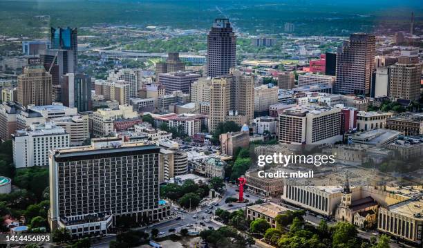 aerial view of downtown san antonio tx - san antonio - fotografias e filmes do acervo