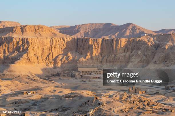 valley of the queens, luxor, egypt - valley of the queens stock pictures, royalty-free photos & images