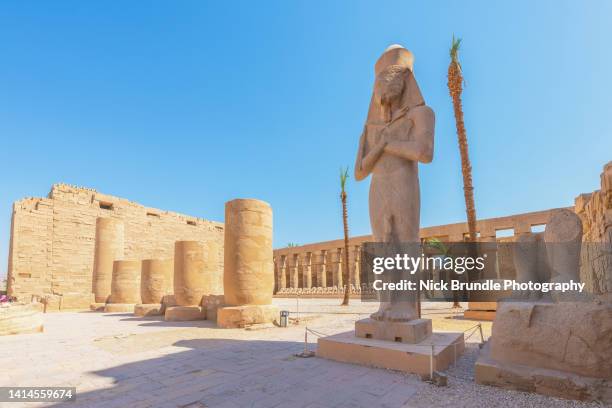 ramesses ii, karnak, egypt. - temples of karnak stock pictures, royalty-free photos & images