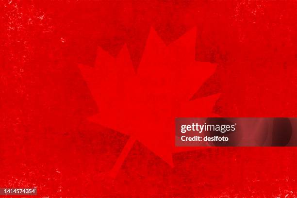 ein verblasster grunge-effekt horizontal alt verschmiert kanada flagge ahorn blatt flagge design gedruckt auf einem grungy leuchtend roten hintergrund gedruckt - canada day stock-grafiken, -clipart, -cartoons und -symbole