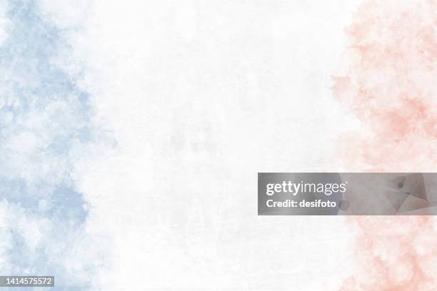 illustrazioni stock, clip art, cartoni animati e icone di tendenza di sfondi astratti creativi orizzontali di sottili bande sbiadite tricolori unite, in morbido gradiente di acquerelli macchiati di blu, bianco e rosso come in bandiera nazionale della francia, sbiaditi mescolati e macchiati - a bioccoli