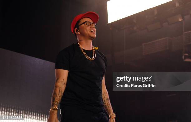 Rapper Logic performs onstage during "Vinyl Verse Summer" tour at Cellairis Amphitheatre at Lakewood on August 12, 2022 in Atlanta, Georgia.