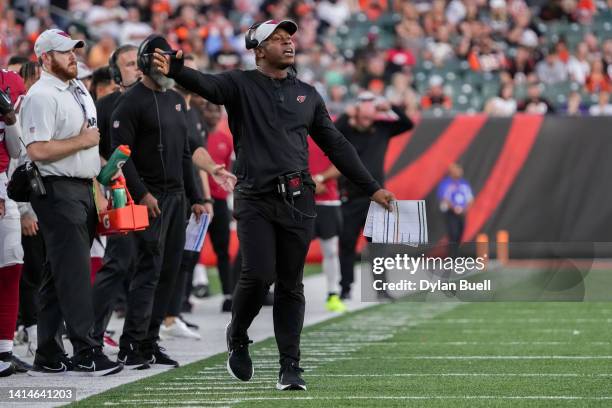 Arizona Cardinals defensive coordinator Vance Joseph calls out instructions in the second quarter against the Cincinnati Bengals during a preseason...