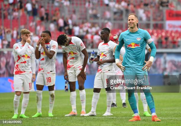 Peter Gulacsi of RB Leipzig reacts after the Bundesliga match between RB Leipzig and 1. FC Köln at Red Bull Arena on August 13, 2022 in Leipzig,...